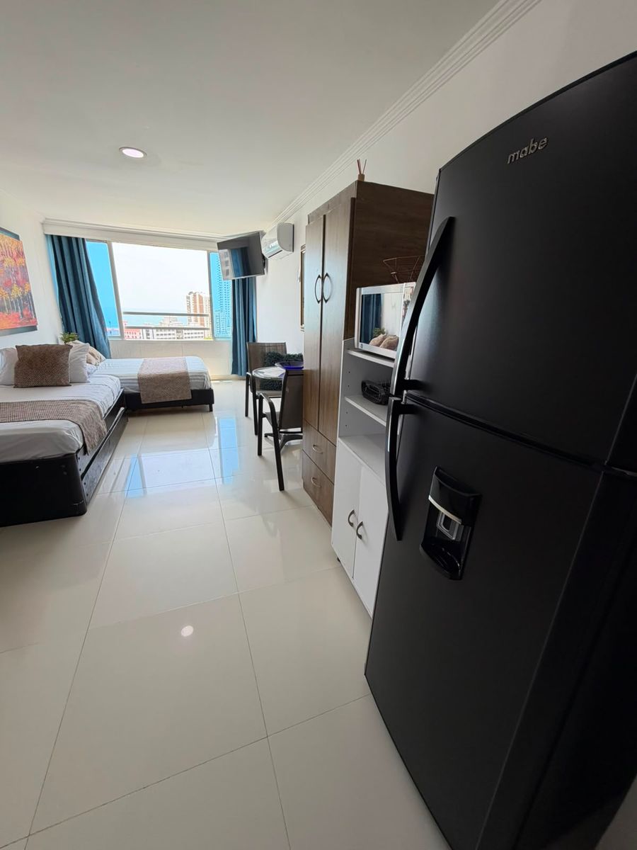 Apartamento Estudio Tipo Loft – El Laguito, Ctg 3