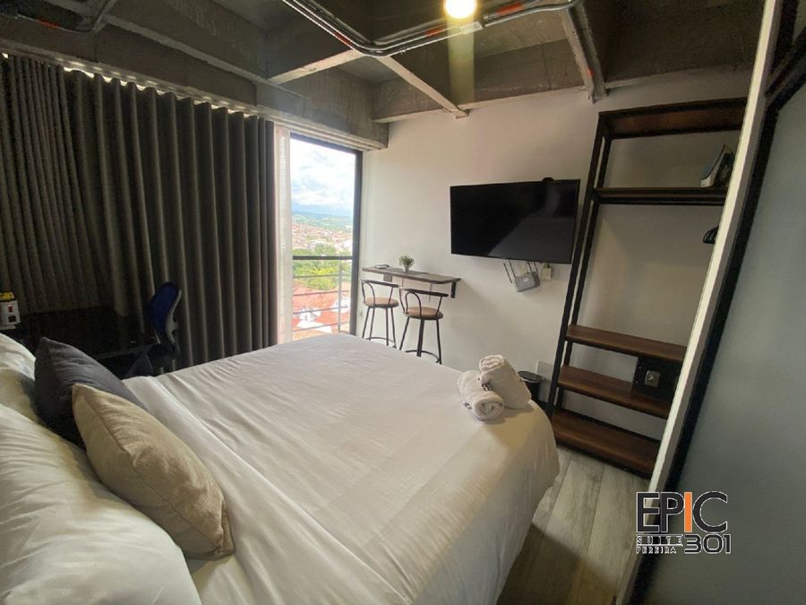 Epic Suite 301 Loft Deluxe Airport 4