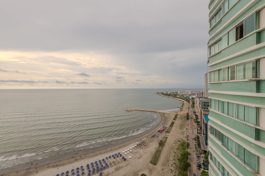 Espectacular vista al mar - Infinito 2502 3