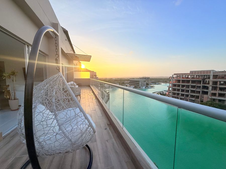 Ultra lujo con gran terraza y vista Baia Kristal