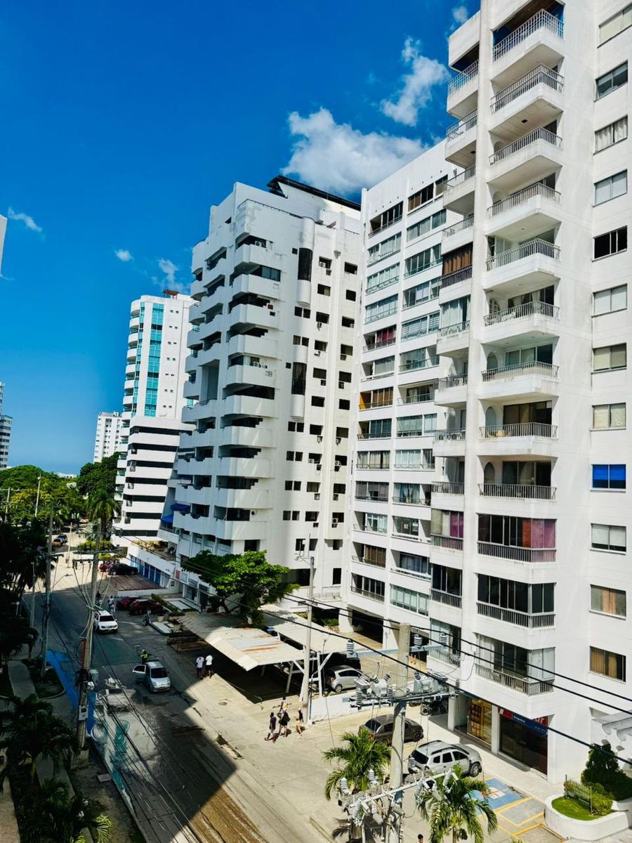 Amplio apartmento en Cartagena Laguito 4