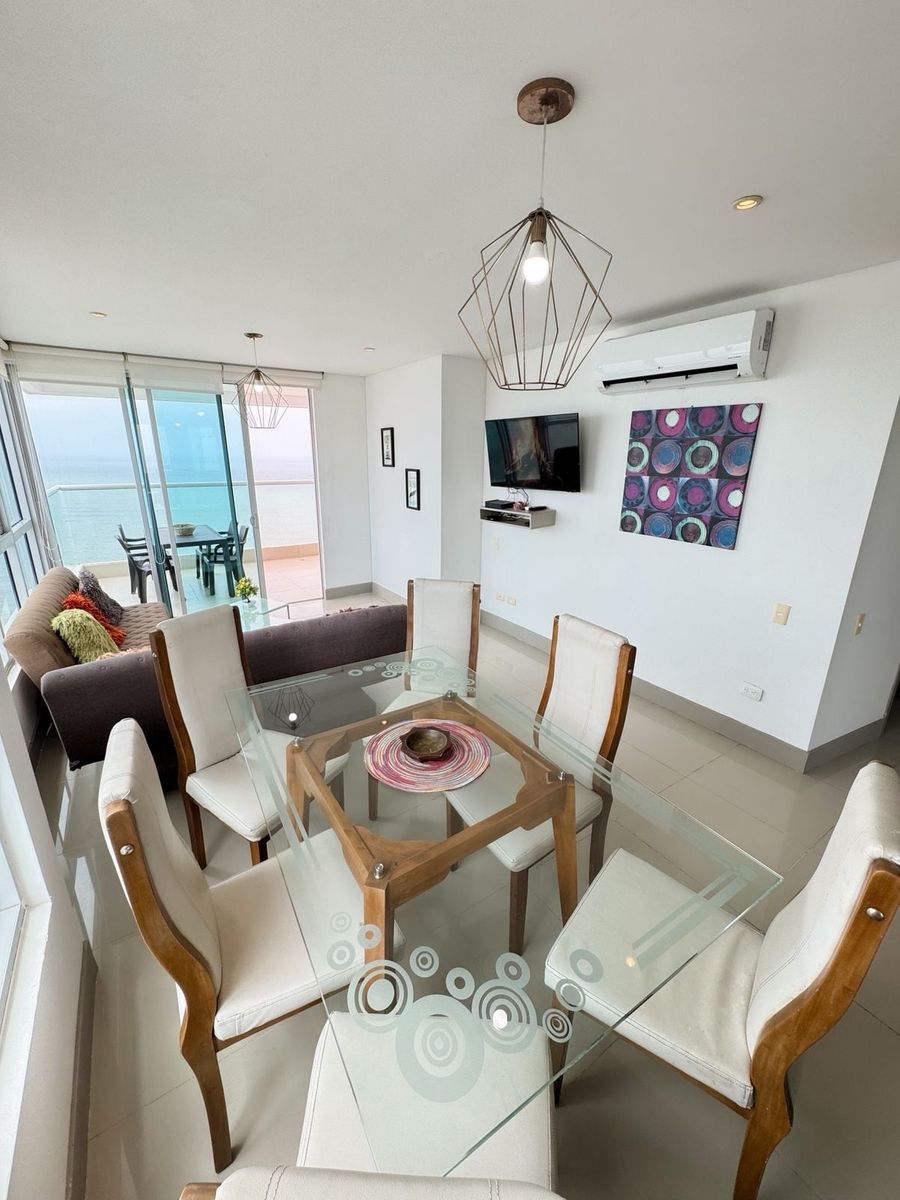 Vista al mar de lujo · Planta baja de Palmetto Beach 24· 2 dormitorios 5