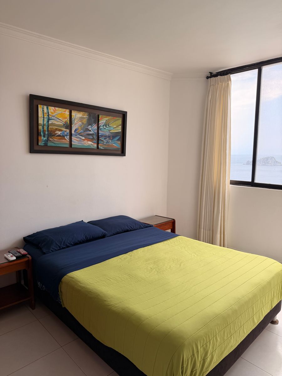 Lujoso Apartamento de 2 alcobas frente al Mar 5