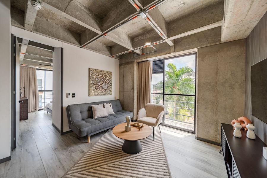 |Ahead| Nuevo 1BR cerca al aeropuerto con parking 3