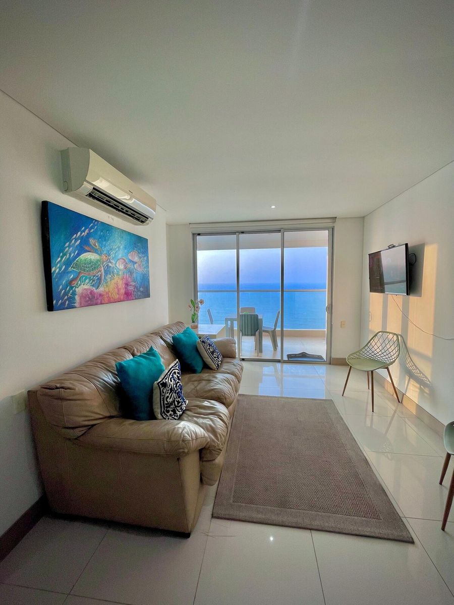 Apartamento Frente al Mar Piso 21 2 Habitaciones 3
