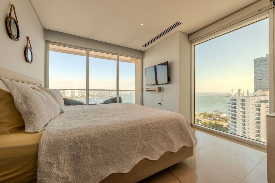 Condominio H2-Luxurious 2 BR / 16th F - Bocagrande 5