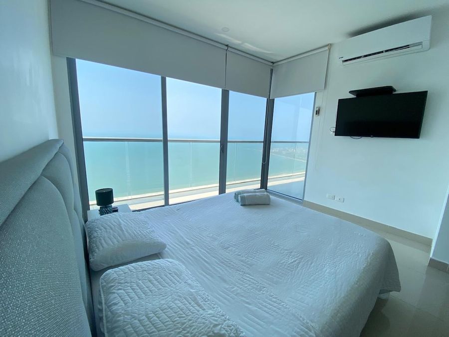 2 dormitorios con vistas al mar en Morros City 5