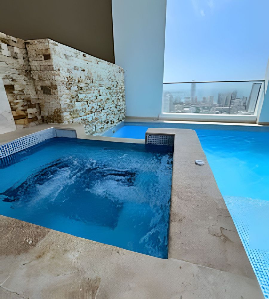 Charming Loft near the Beach 2