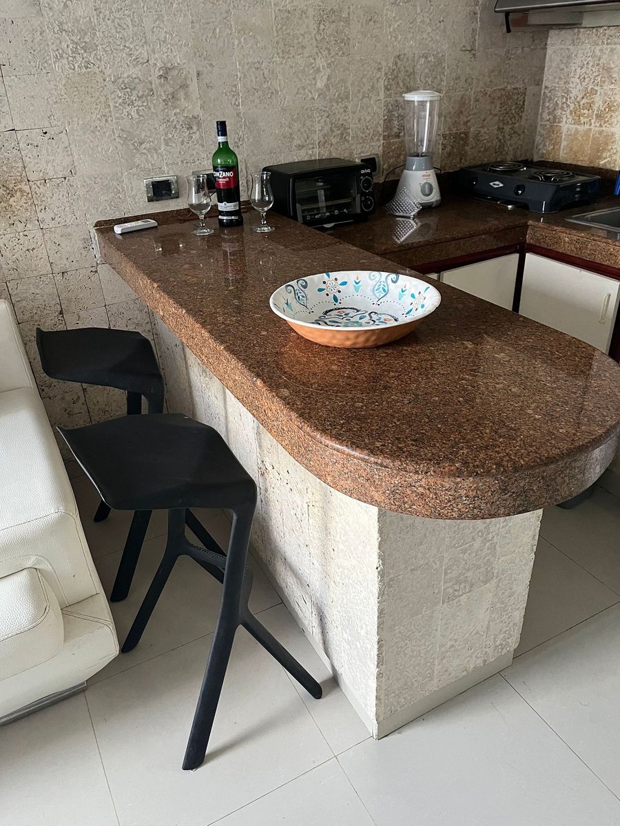 Lindo Apartstudio en El Laguito 3