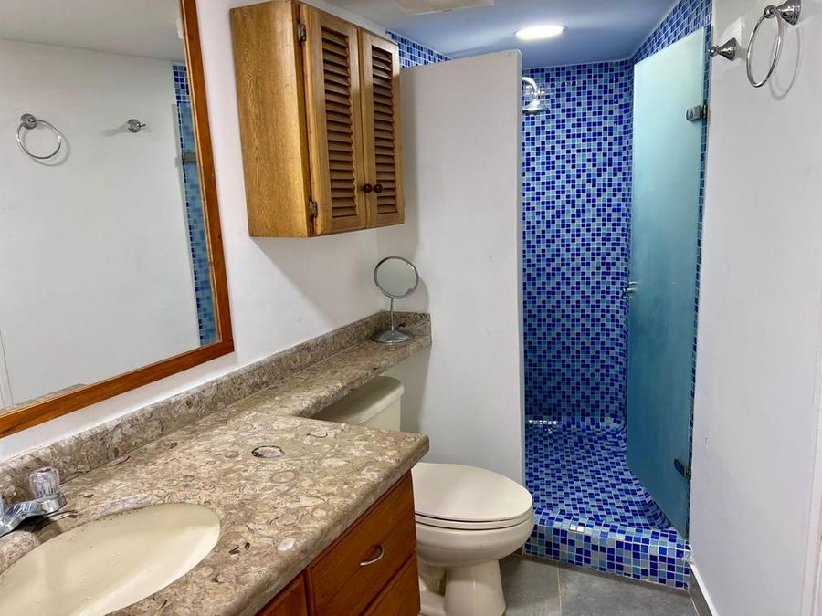 Apto de 1 alcoba con balcón, Laguito - Ctg 5