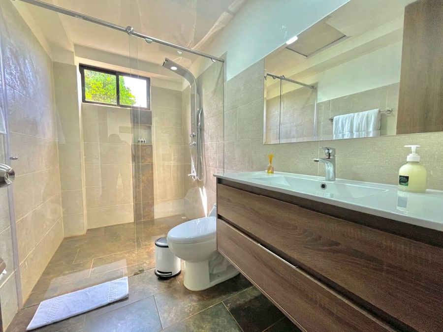 HERMOSA FINCA MODERNA CON PISCINA CERCA A PANACA 5