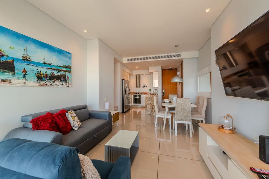 Condominio H2-Luxurious 2 BR / 16th F - Bocagrande 3
