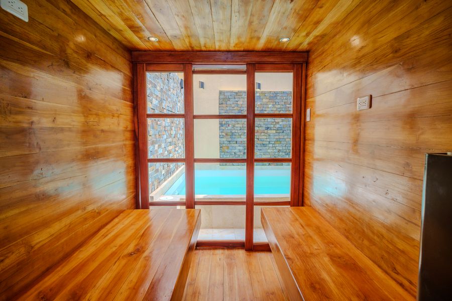 4 Bedroom Paradise - Minutes from Walled City 3