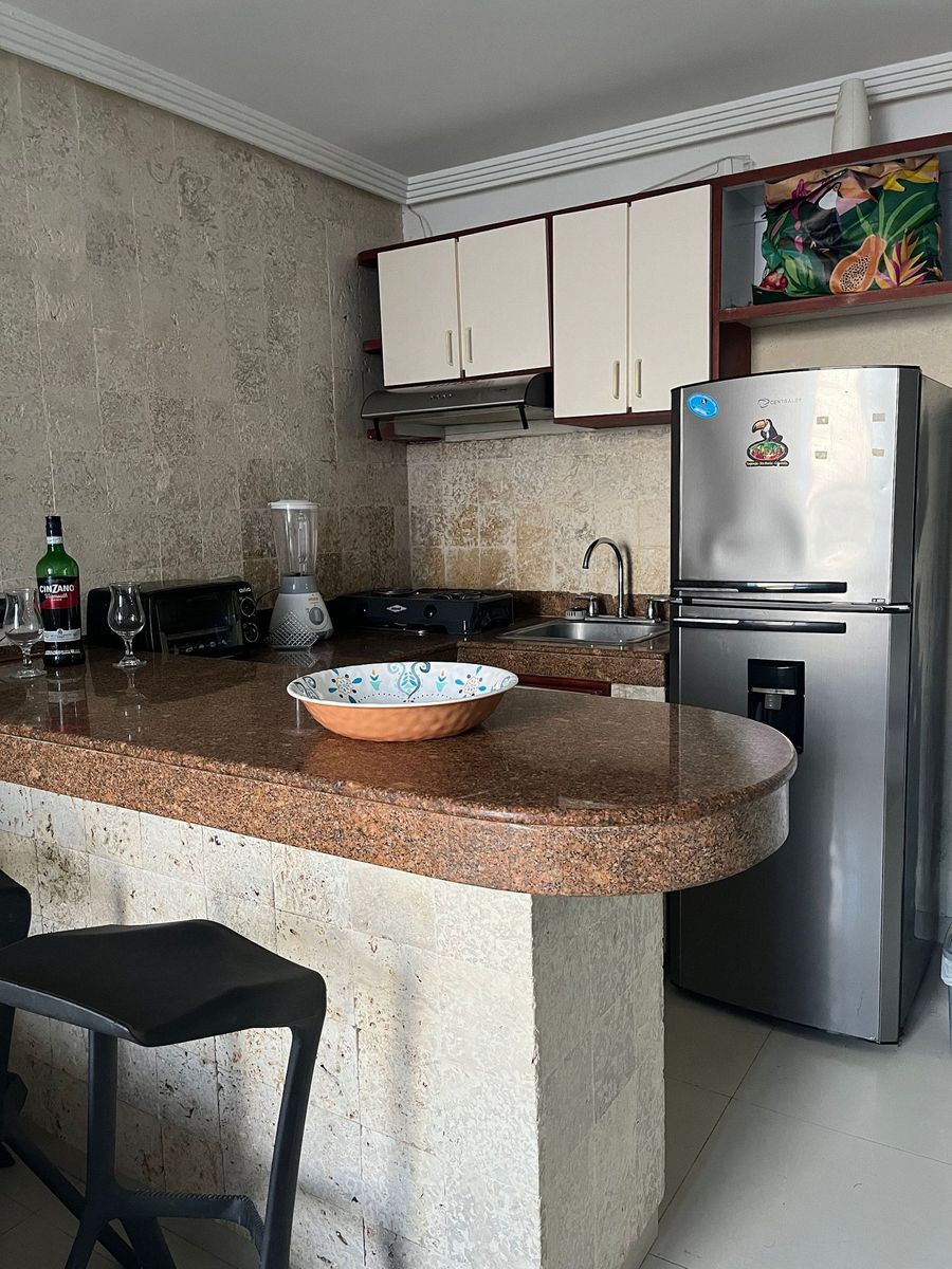 Lindo Apartstudio en El Laguito 2