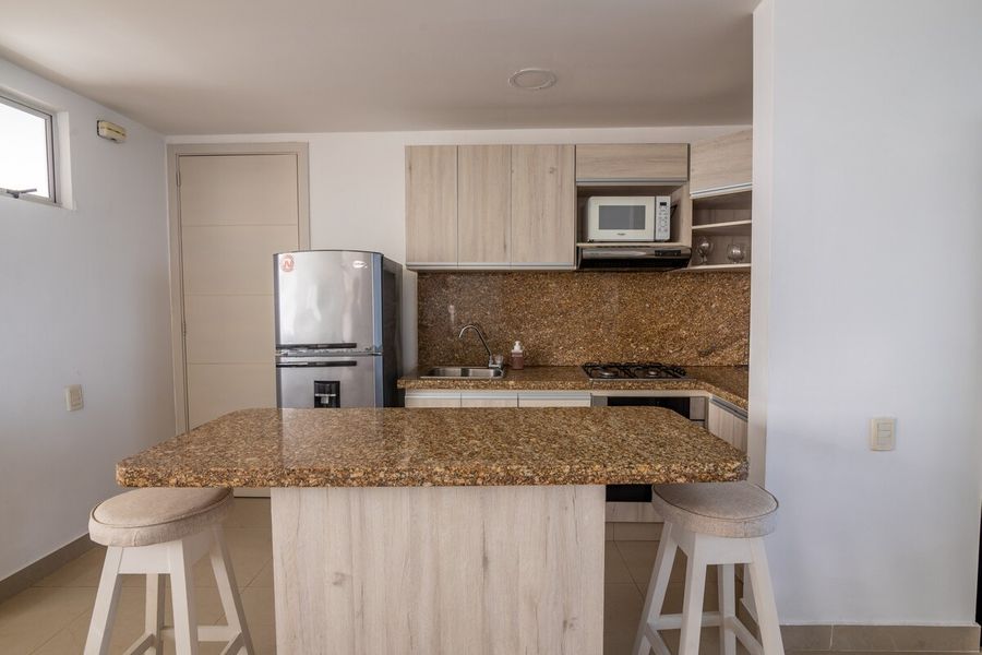 Apartamento de 2 dormitorios con vistas al mar  3