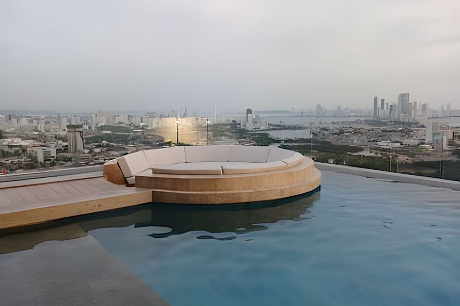 Stuning view to Walled city & Beach, King size bed 5