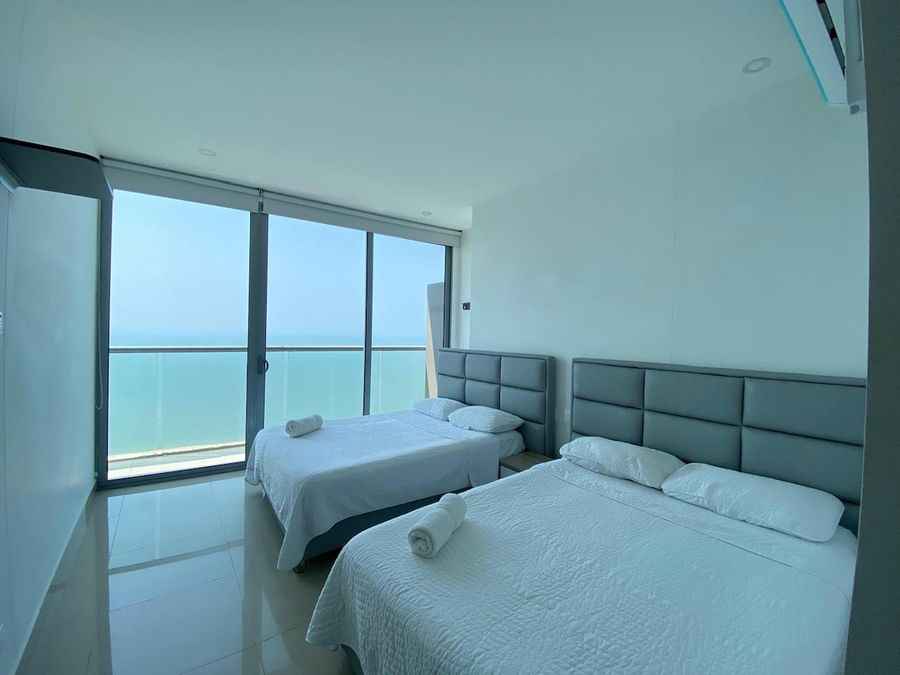 2 dormitorios con vistas al mar en Morros City 3