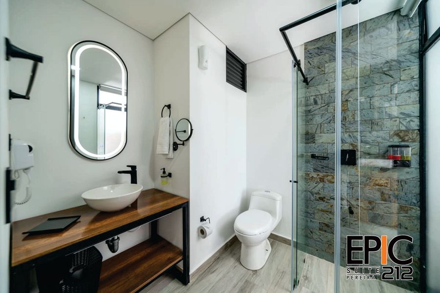 Epic Suite 212 Premium Aeropuerto 3