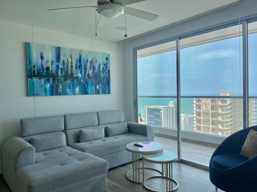 Acogedor Apartamento Vista al Mar Piso 20 3