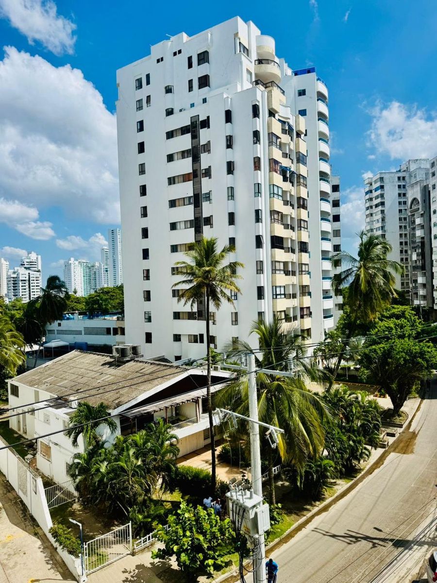 Amplio apartmento en Cartagena Laguito 2