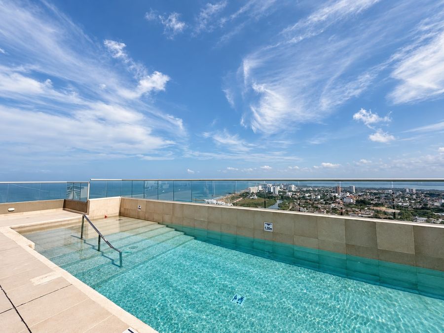 Urban Beach for 8 | City view, Pool & Fast Wi-Fi 2