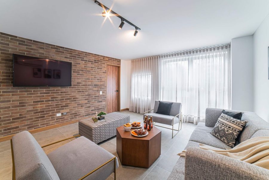 E201 • Precioso apartamento de 2 dormitorios, aire acondicionado, wifi • Ubicación perfecta