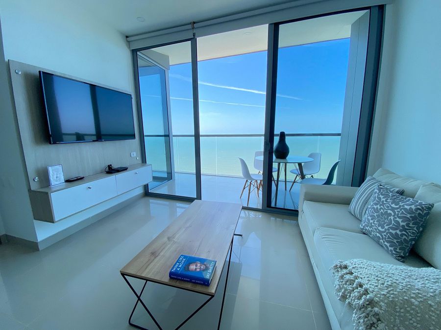 2 dormitorios con vistas al mar en Morros City 5