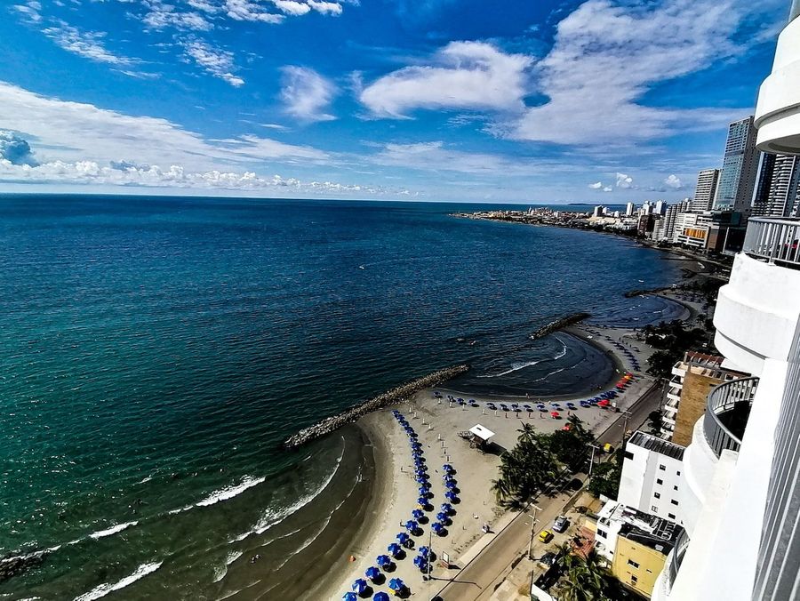 Piso 22 | Vista al mar | playa | piscina | 4