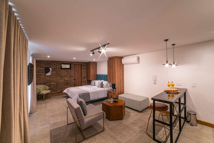 E204 • Estudio tranquilo con cama king • Centenario a poca distancia a pie 3
