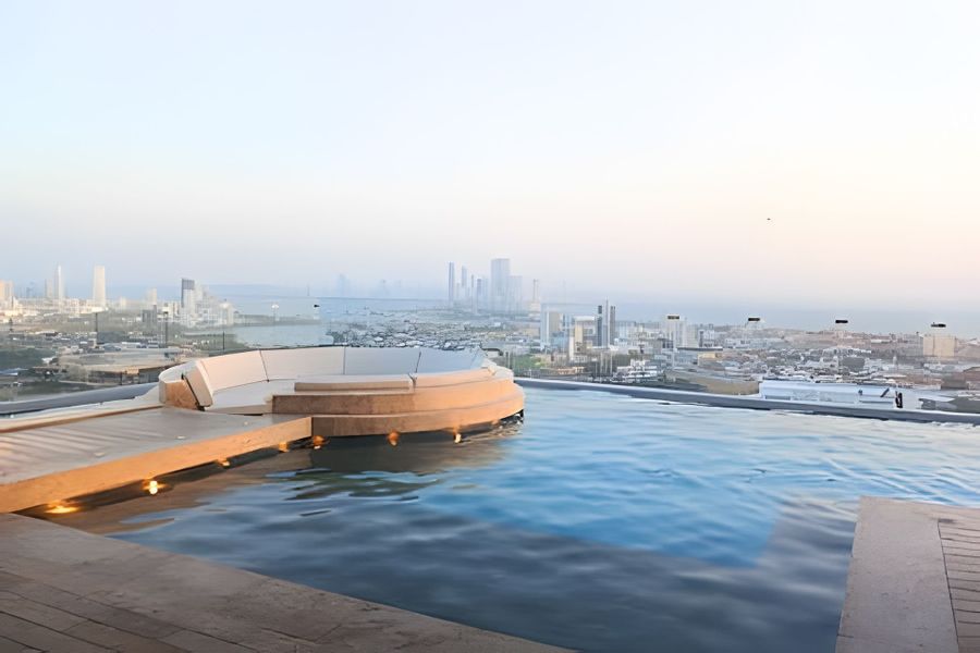 Spectacular apartment, unparallel views! 2
