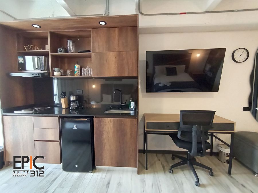 Epic Suite 312 Twin Fam Deluxe Airport 5