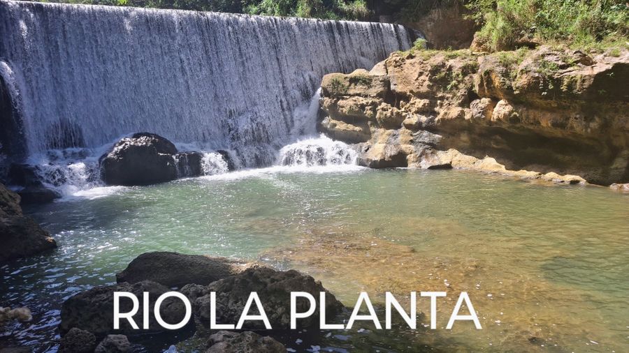 RV PEQUEÑO CERCA DE RIOS, PLAYAS Y CON PISCINA 2