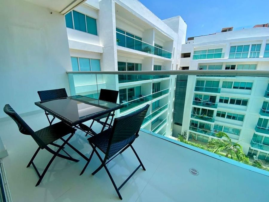 Apartamento de 2 habitaciones con vista al mar-624