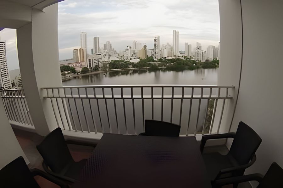 Hermoso apartamento con vista en el laguito 2