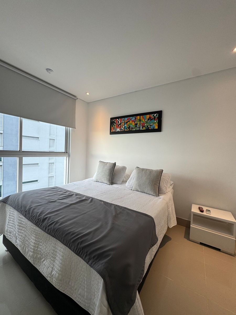 Moderno apartamento con vistas al mar piso 9 4