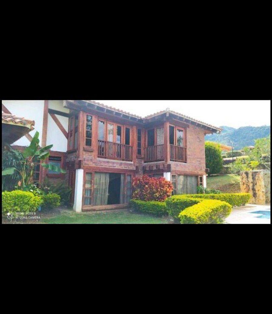 Hermosa Finca condominio Mónaco 2