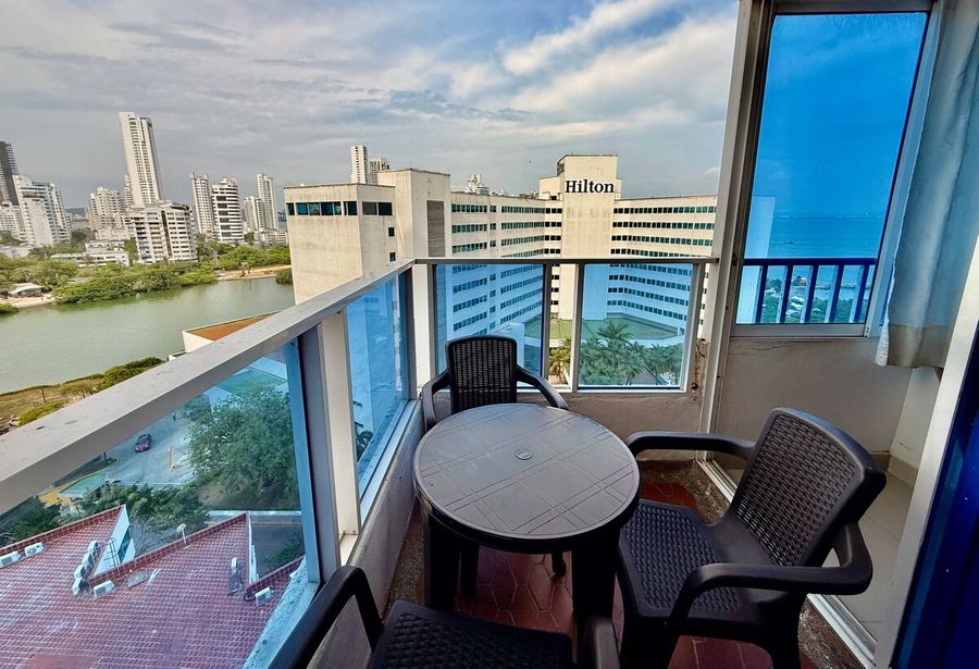 Apartamento con hermosa vista al mar y al lago 3