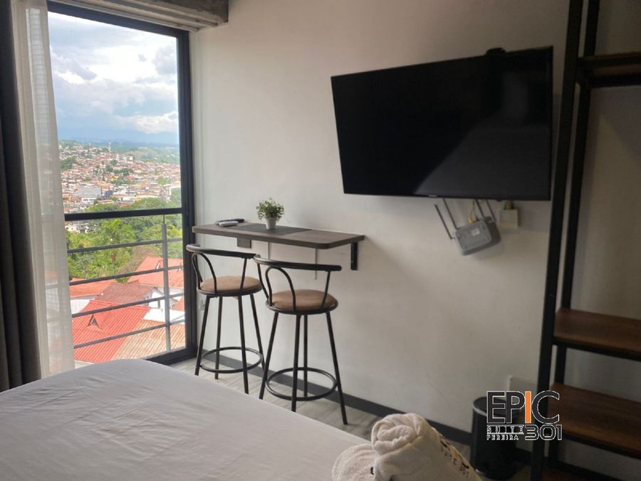 Epic Suite 301 Loft Deluxe Airport 3