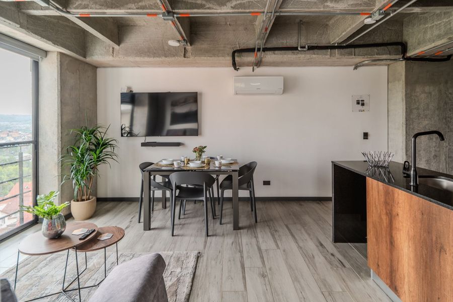 |Ahead| Estilizado 2BR cerca al aeropuerto con parking 3