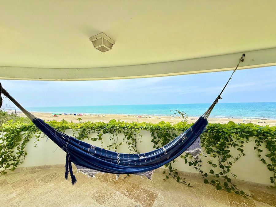 Apartamento de 3 Habitaciones Frente a la Playa
