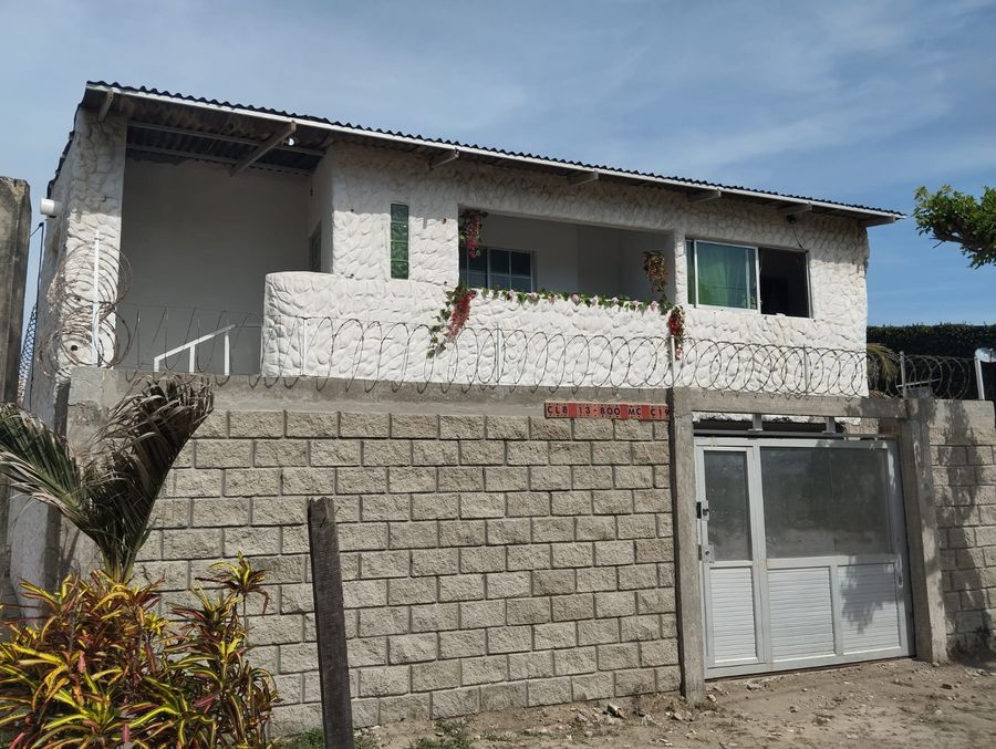 Casa-Apartamentos mar de kirá