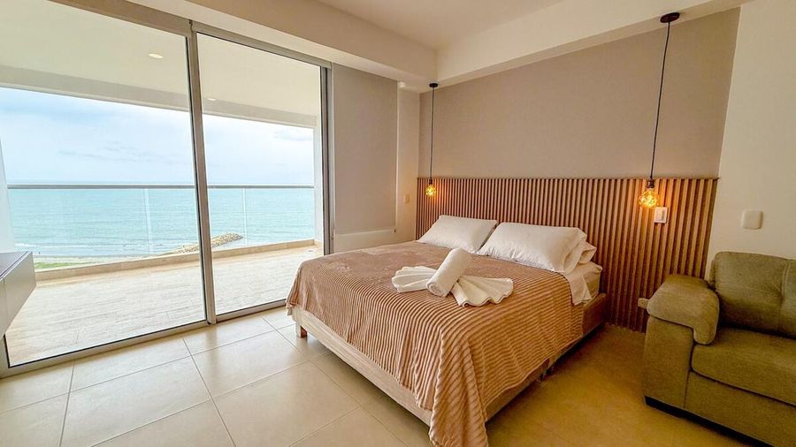 Hermoso Estudio, Vista al Mar, Nuevo 2