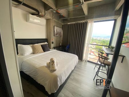 Epic Suite 301 Loft Deluxe Airport