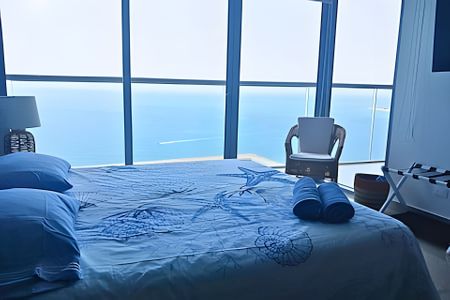 Luxury Escape: Sea, Comfort & Style
