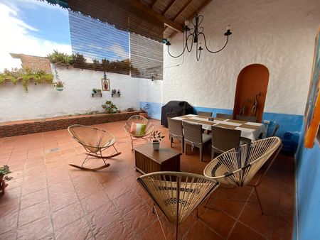 Mi casita “Chinco” estrellas, muy cerca al parque