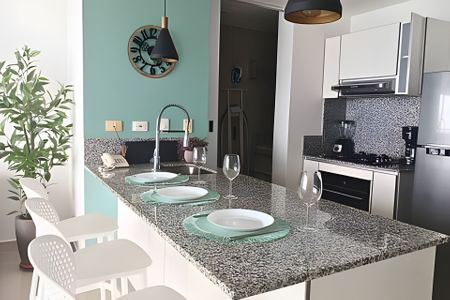 Luxury Escape: Sea, Comfort & Style