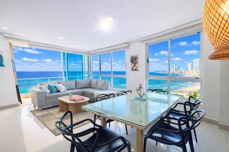 Amplio 3BR con impresionantes vistas al mar