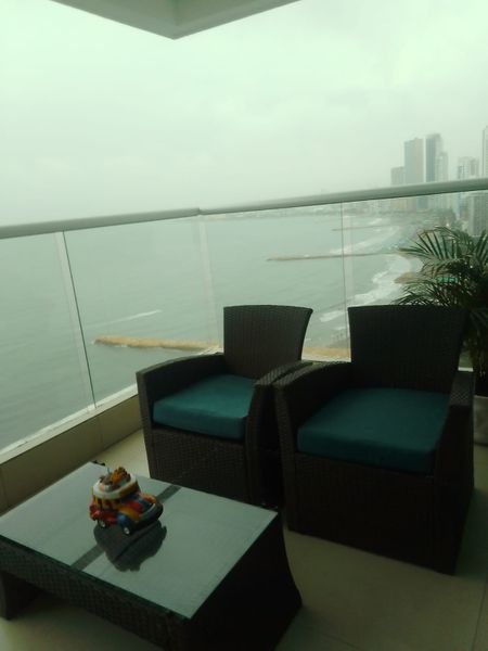Apartamento 2402 con vista al mar 