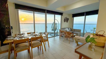 Renovado Atardecer Vista al mar Piso 32 Fulldotado