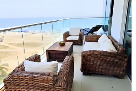 Premium 166 m 2 frente al mar Acceso directo playa